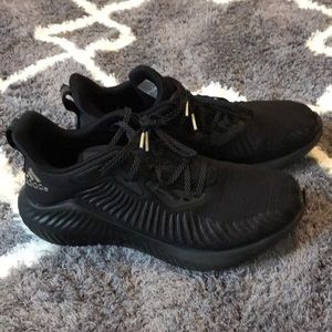 Black adidas alphabounce